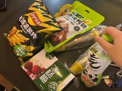 -莹乐迪量贩式KTV(祝桥店)