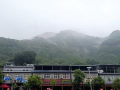 -龙潭大峡谷