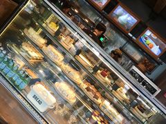-莓园冰淇淋店