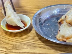 -黄阿姨锅贴大王(万航渡路店)