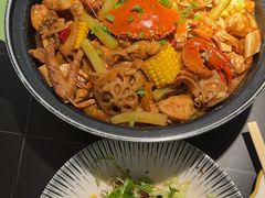 -多嘴超级肉蟹煲(中街恒隆故宫店)