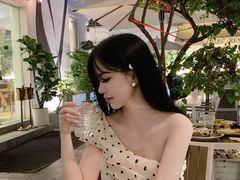 -Mark&Mars Restaurant