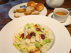 -BLU 全日制餐厅(上海安曼纳卓悦酒店)