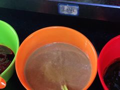 -果松木炭酸菜铜火锅·外婆参鸡汤