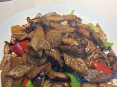 -那家老院子东北菜·饺子·小鸡炖蘑菇(艳华街店)