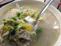 鱼头豆腐汤-阳江河堤老牌曾记美食