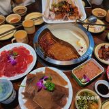 坐在火车里吃串串火锅是种什么体验⁉️