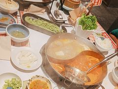 -左庭右院鲜牛肉火锅(七宝领展广场店)