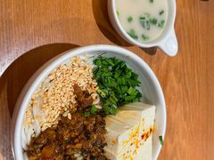 菌香鲜豆花米线-云海肴·汽锅鸡·云南菜(东坝金隅店)