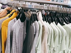 -H&M(天一广场店)