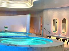 -涨巢·潮玩水疗局