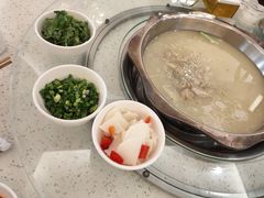 -邱羊子烤全羊羊肉馆(中优·观澜店)