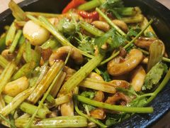 -大头唛·啫鸡煲.粤菜.专门店(289艺术园区店)