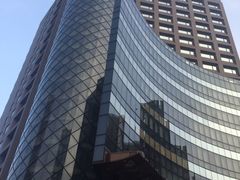 -尊爵天际大饭店 (近台茂)