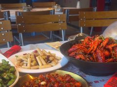 -肥肥虾庄·金牌油焖大虾(杨园滨江时代walk店)