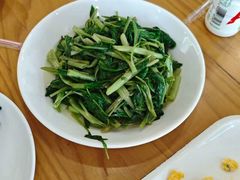 -品鲜村农家菜·阳澄湖大闸蟹(总店)
