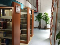 -上海市虹口区图书馆(曲阳分馆)