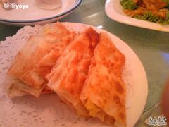 飞饼-清雅轩·清真菜·传统菜•融合菜(滑翔店)