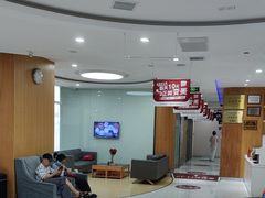 -雅悦齿科(顾村公园店)