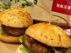 -必胜客(华邦银泰店)