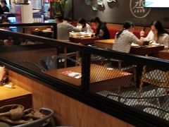 大堂-渝是乎酸菜鱼(龙旗购物中心店)