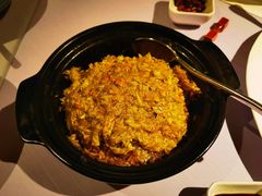 蟹黄煲仔饭-屋里厢上海菜馆