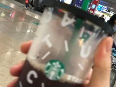 -星巴克(广州南站A18检票口楼上)