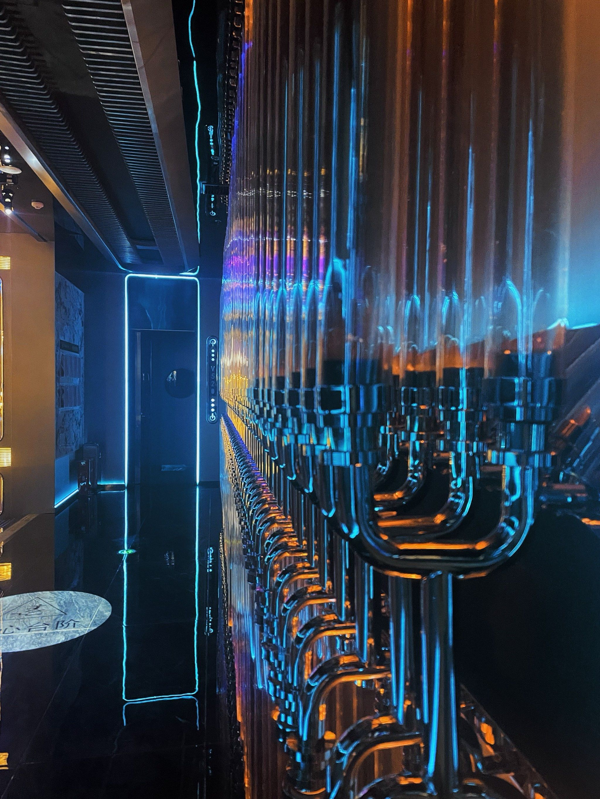 在汉口k11的一家ktv,装修的还很有特色