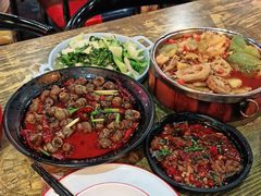 -老闵田螺馆·南昌特色小炒(梦时代店)