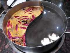 -小天鹅火锅·一线江景洪鼎旗舰店(洪崖洞店)
