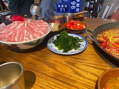 -萍姐火锅·公路夜市(武汉首店)