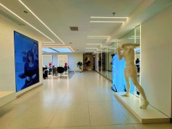 点击看大图 大厅-魔型社烫染店