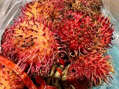 -三亚火车头万人海鲜广场