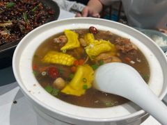 -江城小馆陕南妈妈菜·全球旅行餐厅(钟楼店)