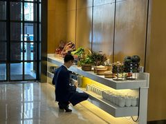 -鱼鲜饭香·招牌汽锅剁椒鱼头王