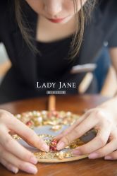 -Lady  Jane高端婚纱礼服馆