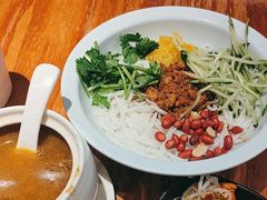 -云味馆米线(广州白云凯德店)