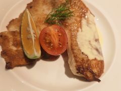 -食间牛排(重庆路万达店)