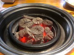 -唯成•韩国炭火烤肉 유성고기