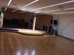 -一兆韦德健身(梅川店)
