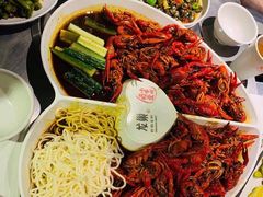 -龙巢盱眙龙虾·牛蛙·烧烤宵夜(八卦岭店)