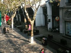 -猫的天空之城概念书店(杭州南宋御街店)