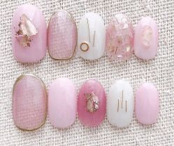 -Pink You美甲美睫纹绣定制中心