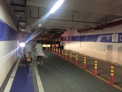 -万象城-停车场