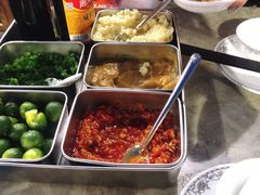 -四川小胡子海鲜(丁村万人海鲜广场店)