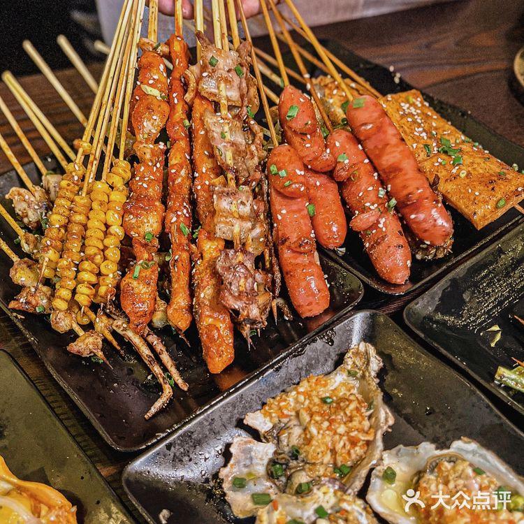 三亚美食｜来三亚旅游必吃的海边平价烧烤🦪