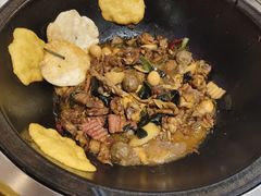 -鲁员外地锅鸡地锅鱼(古墩路店)