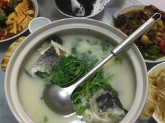-天乐农家鱼头王(天目湖店)