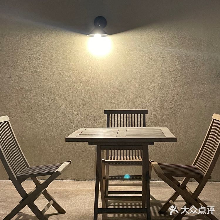 魔都火到广州🔥打工人下班微醺好去处 | 九块九精酿