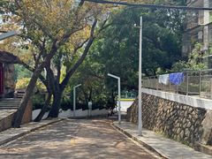-彳亍咖啡·这里(水湾路店)